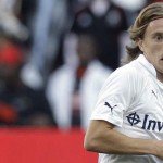 Mais um capitulo da novela Modric. (Foto: AP)