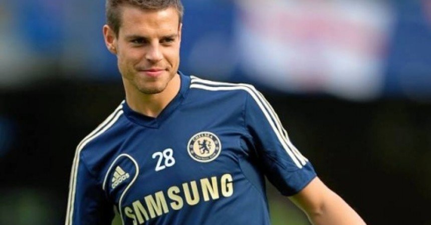 Azpilicueta está pronto para estrear Azpilicueta está pronto para estrear