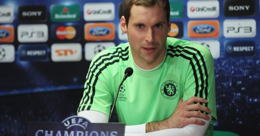 Cech diz que Oscar justificou seu preço Cech diz que Oscar justificou seu preço
