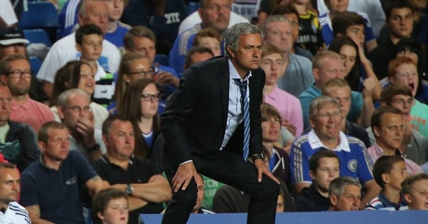 Mourinho admite erros contra Aston Villa, mas destaca resultado Mourinho admite erros contra Aston Villa, mas destaca resultado