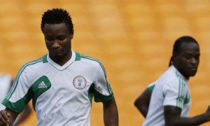 Nigerianos do Chelsea são destaque pela seleção (Imagem: Chelsea FC)