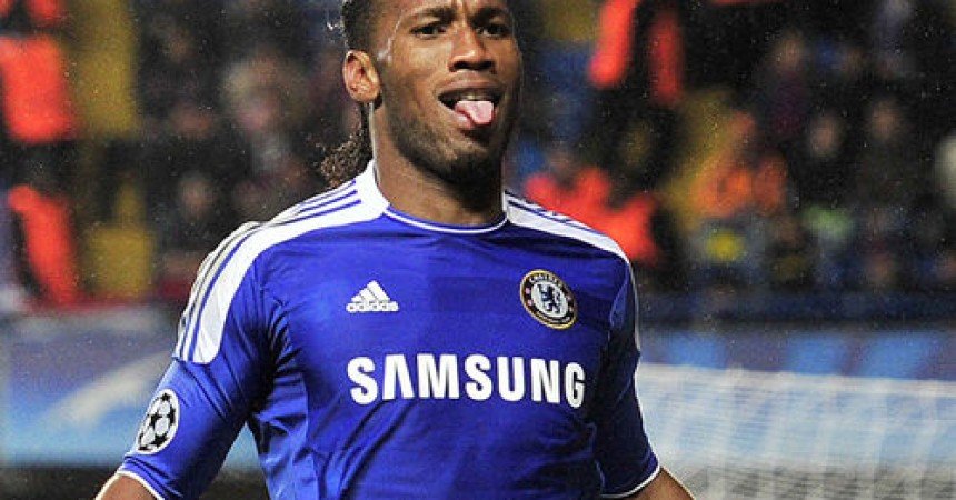 Segundo jornal inglês, Abramovich quer Drogba para treinador de atacantes Segundo jornal inglês, Abramovich quer Drogba para treinador de atacantes