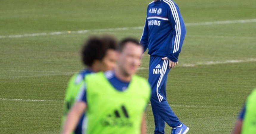 Curtinha: Integrante do One Direction treina com o Chelsea para se recuperar de cirurgia no joelho Curtinha: Integrante do One Direction treina com o Chelsea para se recuperar de cirurgia no joelho