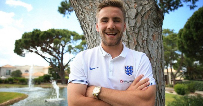 Curtinha: José Mourinho quer ‘roubar’ Luke Shaw do Manchester United, diz jornal Curtinha: José Mourinho quer ‘roubar’ Luke Shaw do Manchester United, diz jornal