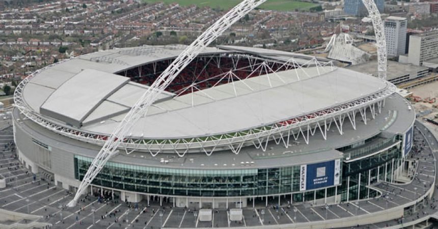 Mirror: Chelsea oferece cerca de um milhão de libras por mês para jogar em Wembley Mirror: Chelsea oferece cerca de um milhão de libras por mês para jogar em Wembley
