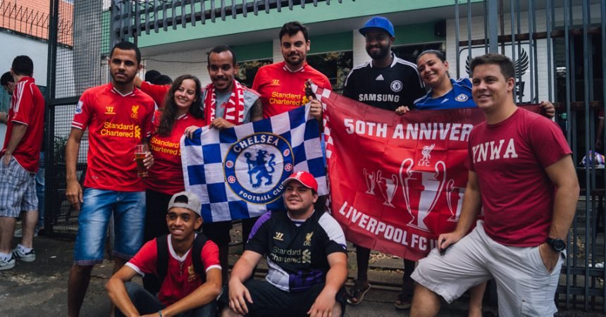 Torcidas de Chelsea e Liverpool se encontram em Belo Horizonte para assistir ao clássico Torcidas de Chelsea e Liverpool se encontram em Belo Horizonte para assistir ao clássico