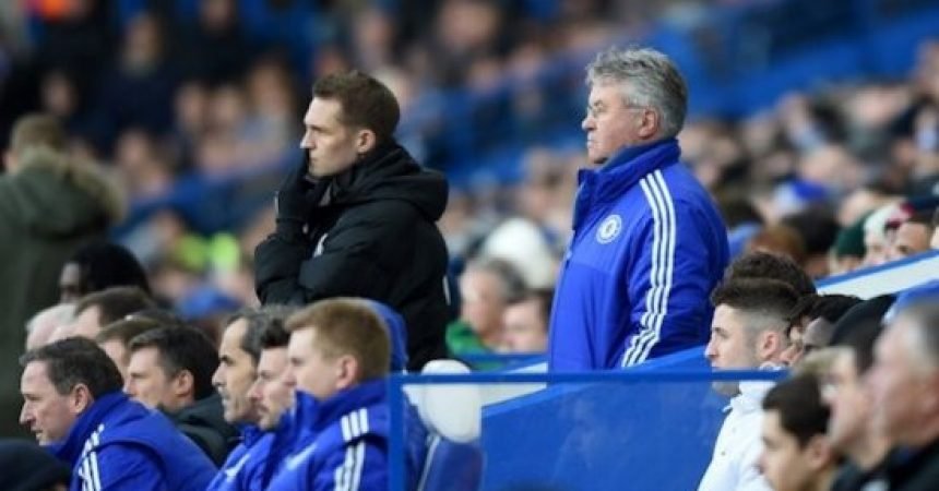 “Claro que é desapontante estar perdendo por 2 a 0, mas quero enfatizar a reação do time e que isso será bom para o resto da temporada”, afirma Hiddink “Claro que é desapontante estar perdendo por 2 a 0, mas quero enfatizar a reação do time e que isso será bom para o resto da temporada”, afirma Hiddink