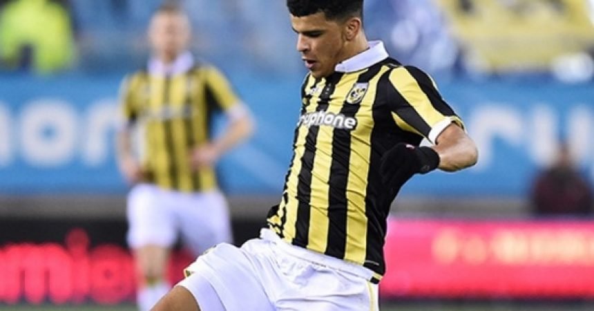Em entrevista, Dominic Solanke fala sobre sua adaptação ao futebol profissional Em entrevista, Dominic Solanke fala sobre sua adaptação ao futebol profissional