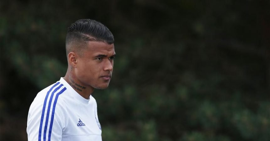 Interesse do Barcelona em Kenedy preocupa por vários motivos Interesse do Barcelona em Kenedy preocupa por vários motivos