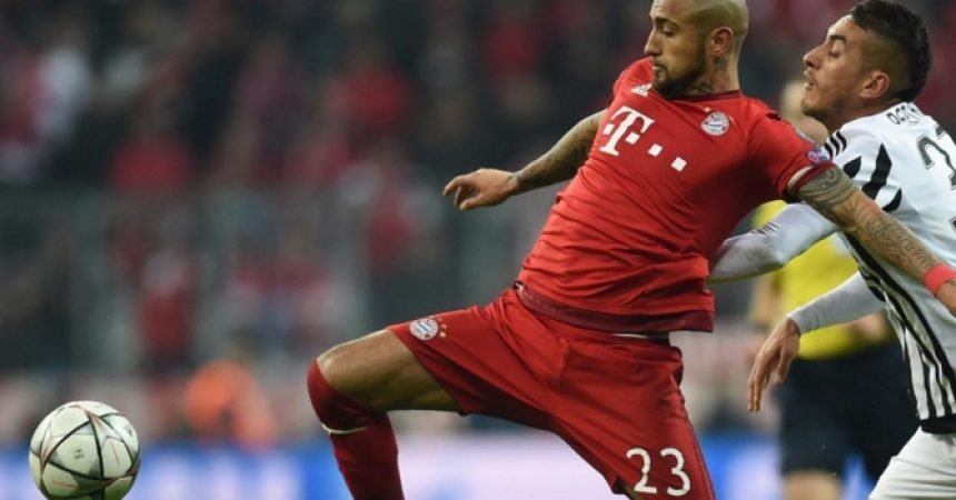 Segundo declarações, Arturo Vidal e Antonio Conte iriam à guerra juntos, ou ao Chelsea Segundo declarações, Arturo Vidal e Antonio Conte iriam à guerra juntos, ou ao Chelsea