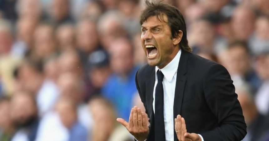 Opinião: O sistema com três zagueiros pode restaurar a confiança do Chelsea Opinião: O sistema com três zagueiros pode restaurar a confiança do Chelsea