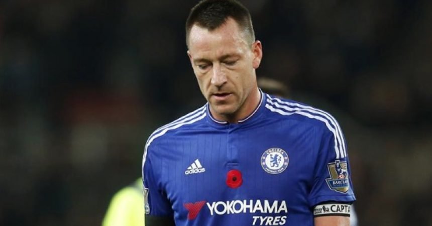Com proposta do Bournemouth, imprensa inglesa aponta que John Terry deseja seguir no Chelsea Com proposta do Bournemouth, imprensa inglesa aponta que John Terry deseja seguir no Chelsea