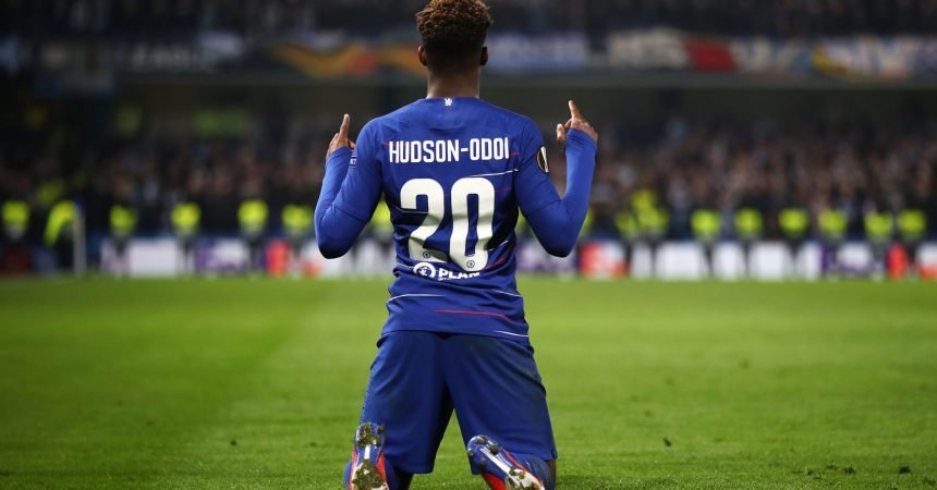 Para Odoi, Chelsea tem que acreditar no resultado positivo contra Bayern Para Odoi, Chelsea tem que acreditar no resultado positivo contra Bayern