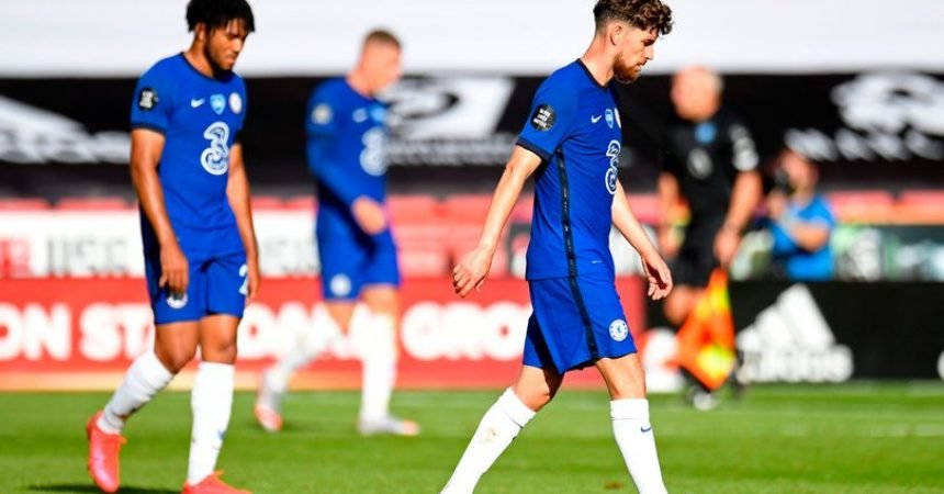 Desorganizado, Chelsea toma três e perde para o Sheffield Desorganizado, Chelsea toma três e perde para o Sheffield