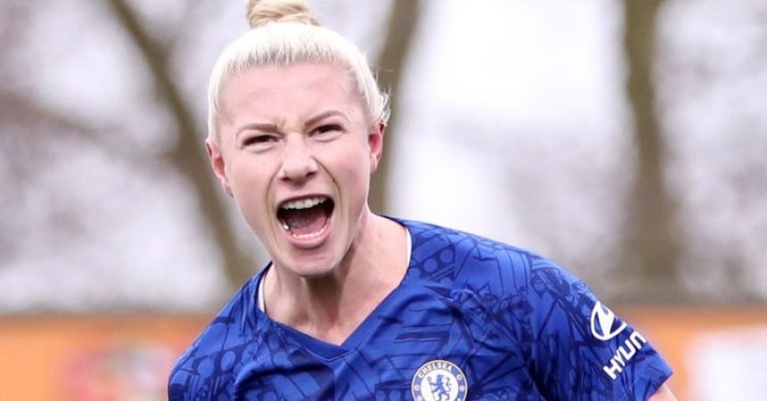 Bethany England renova por quatro anos Bethany England renova por quatro anos