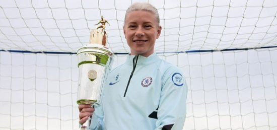Bethany England é nomeada Atleta do Ano na temporada 2019/20.