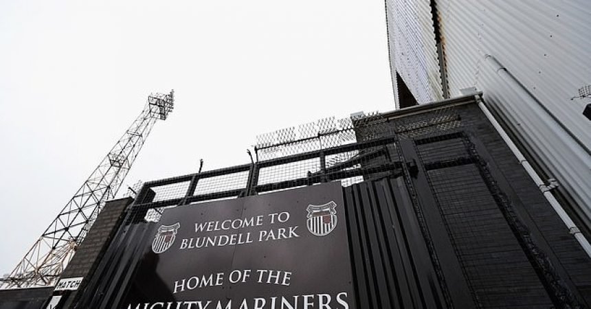 Chelsea e Liverpool monitoram atletas do Grimsby Town, segundo portais Chelsea e Liverpool monitoram atletas do Grimsby Town, segundo portais