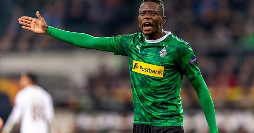 Chelsea monitora Denis Zakaria, atleta do Monchengladbach, diz jornal Chelsea monitora Denis Zakaria, atleta do Monchengladbach, diz jornal