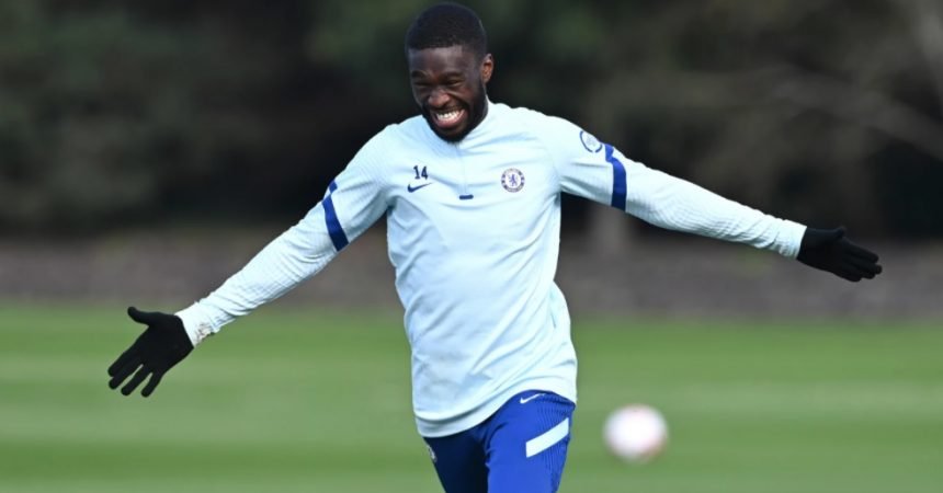 Fikayo Tomori explica sua decisão de permanecer no Chelsea Fikayo Tomori explica sua decisão de permanecer no Chelsea