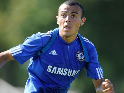 Jovem defensor do Chelsea só volta em janeiro