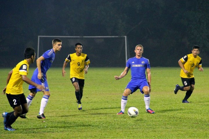 Sub-18 x Malásia