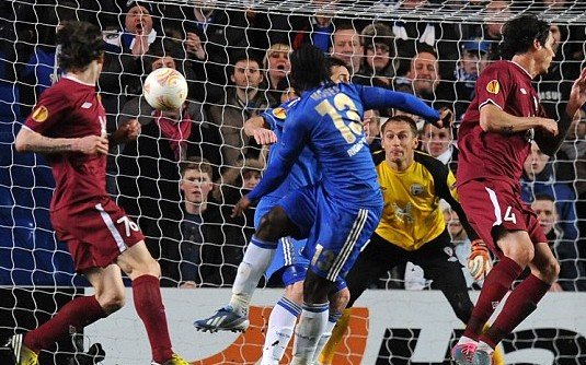 Primeiramente, o Chelsea venceu o Rubin Kazan, em Stamford Bridge, por 3 a 1. Por fim, a equipe londrina foi superada na Rússia por 3 a 2.