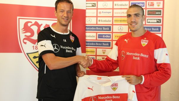 Romeu já foi apresentado pelo clube alemão (Foto: Site Oficial do Stuttgart)