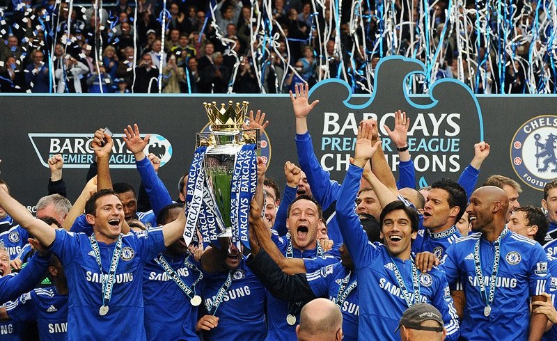 Jogadores do Chelsea comemoram a Premier League (Foto: Andy Hoper/Getty Images)