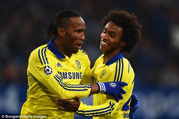 Willian deu o passe para o gol de Drogba contra o clube alemão