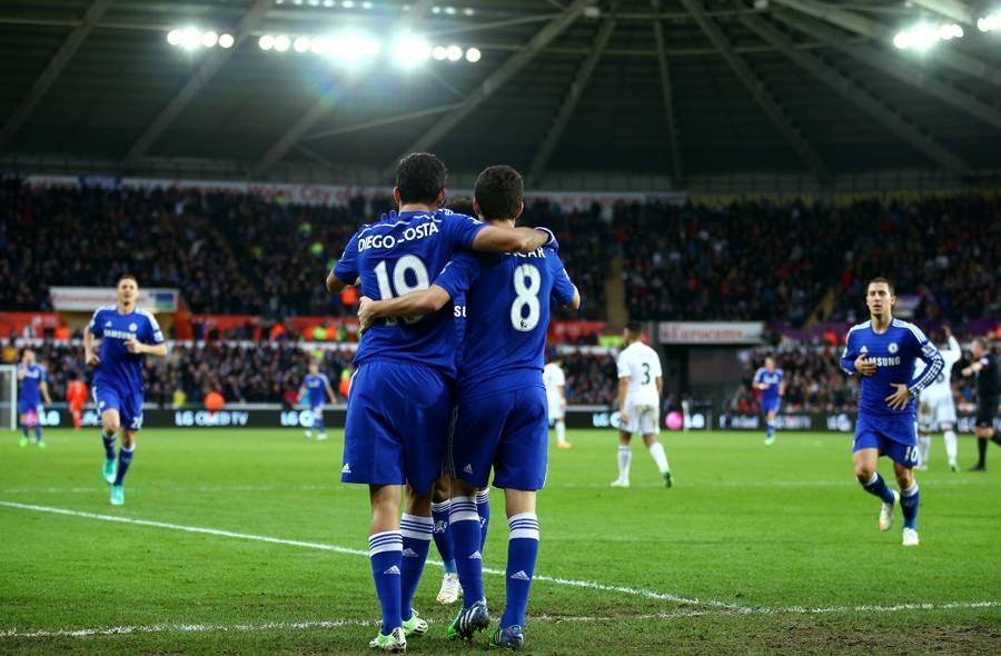 Costa e Oscar foram os destaques na goleada (Foto: Premier League/ Divulgação)