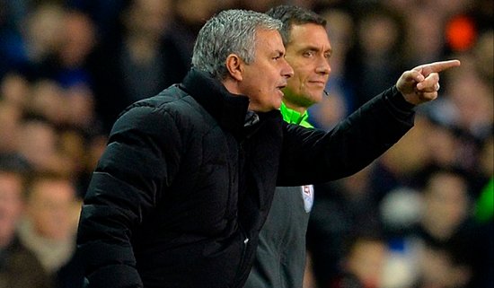 Treinador reclamou da arbitragem de Phil Downd (Foto: Getty Images)