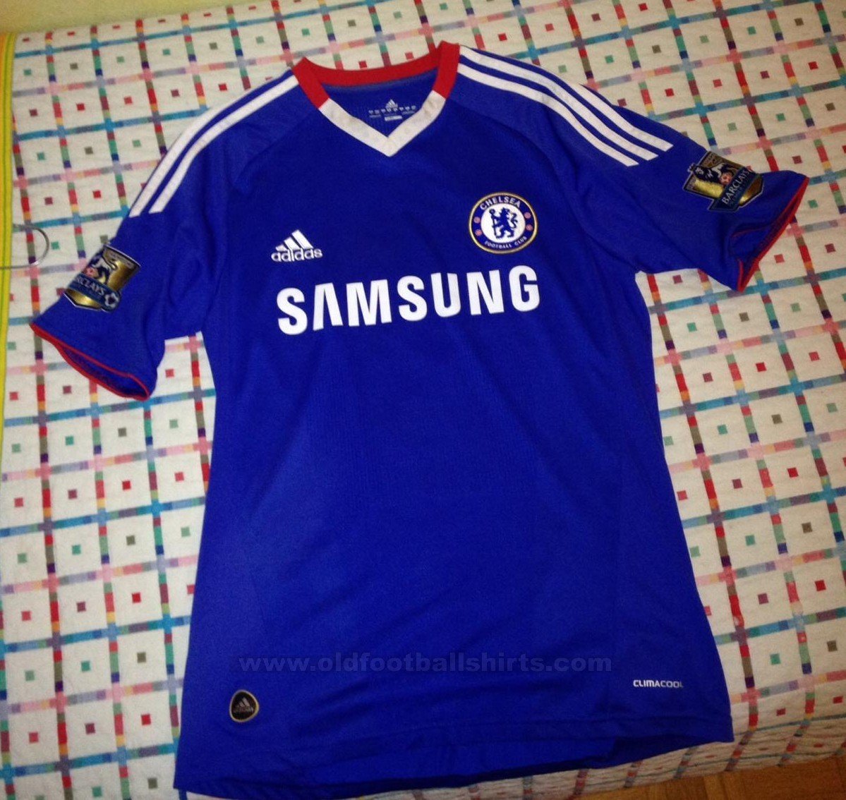 Camisa dos Blues da temporada de 2010-2011 (Foto: Old football shirts)