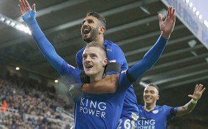 Jamie Vardy é um dos destaques da Premier League (Foto: AFP)