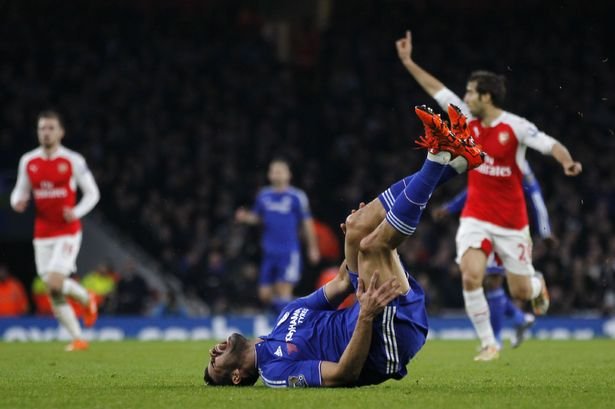 Diego Costa foi nome do jogo contra o Arsenal (Foto: Getty Images)