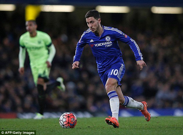 Hazard é elogiado pelo companheiro Azpilicueta