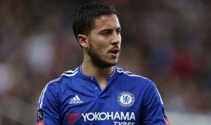 Mesmo em baixa, belga ainda é cobiçado por outros clubes ( Foto: Getty Images)