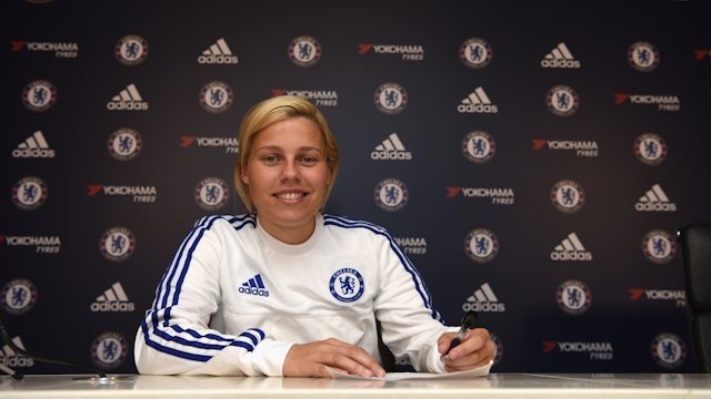 Defensora inglesa ganhou o Double pelo Ladies (Foto: Chelsea FC)