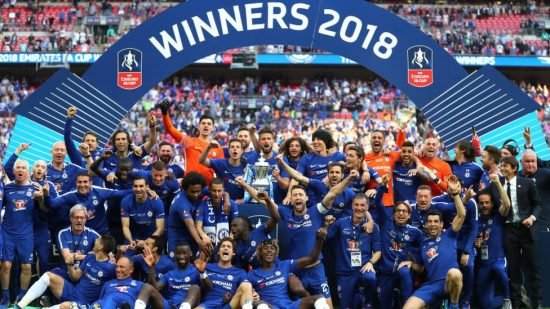 Assim sendo, Chelsea derrotou o Manchester United na final de 2018.