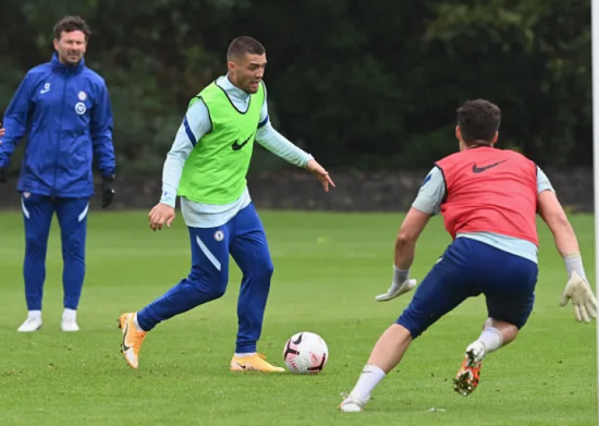 Kovacic treina em Cobham