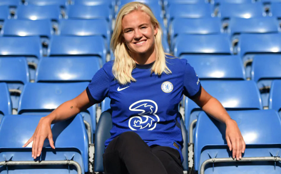 Pernille Harder foi o grande reforço do Chelsea para a temporada. Além disso, a dinamarquesa foi eleita a melhor atleta pela UEFA na temporada 2019/20.