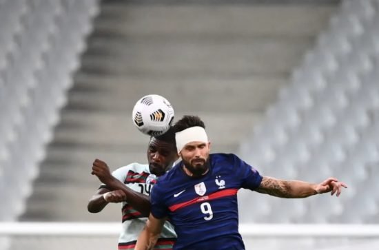 França e Portugal ficaram no 0 a 0. Por outro lado, Giroud e Kanté participaram do confronto.