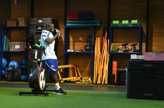 No retorno ao Chelsea, Kanté terá jogos importantes no calendário. Primeiramente, Newcastle e Rennes. Posteriormente, Tottenham e Sevilla.