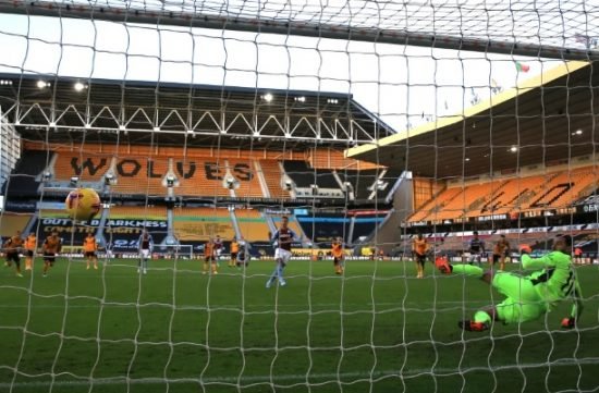 O Wolves foi derrotado no Midlands Derby e busca reabilitação contra o Chelsea. Além disso, João Moutinho foi expulso no duelo contra o Aston Villa.