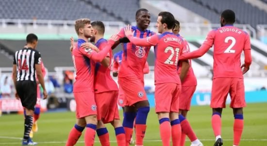 Timo Werner é o artilheiro do Chelsea na Premier League. Assim sendo, a equipe de Londres tem vários atletas que já balançaram as redes adversárias na competição nacional.