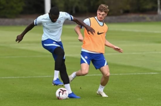 Werner falou sobre o auxílio de Rudiger no processo de adaptação dentro de campo. Além disso, Werner mencionou que o falar o mesmo idioma foi muito importante nesse período.