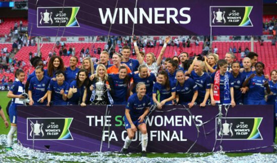 Chelsea Women comemorando o título da FA Cup 2017/18