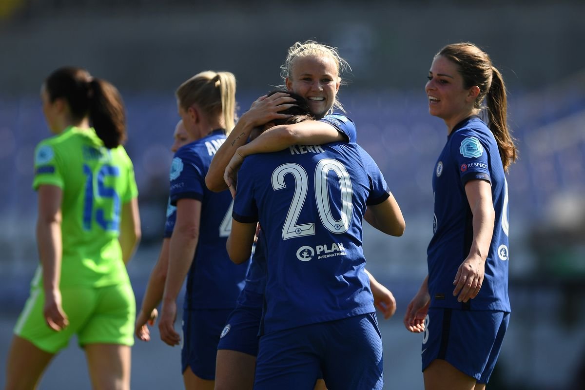 Wolfsburg supera Arsenal e enfrenta Barça na final da Champions